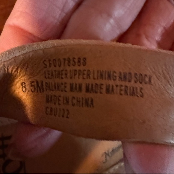 Sofft Women’s Samoa, Rose Taupe, Ruched Suede, Wedge Heeled Sandals size 8.5 - Picture 7 of 8